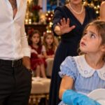 Moja je majka natjerala moju šestogodišnju posvojenu kćer da opere svo prljavo posuđe za Božić, dok su njezine biološke unuke u susjednoj sobi otvarale skupocjene darove